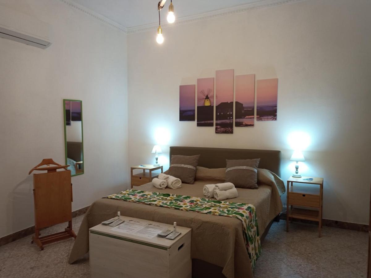 Casa Vacanze Ni Nuccia Trapani Buitenkant foto